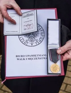 Pośmiertny medal dla ks. kan. Mariana Ofiary