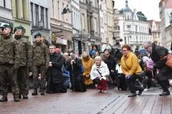 Droga Krzyżowa przez toruńską starówkę