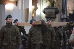 Droga Krzyżowa przez toruńską starówkę