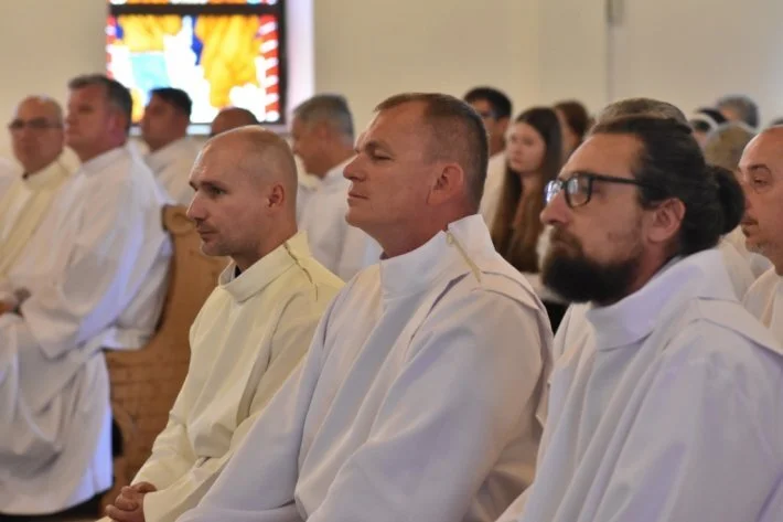 Posługa lektora stałego