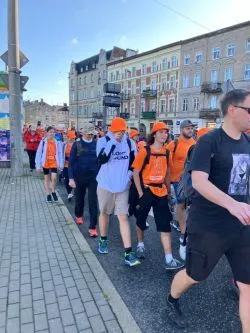 Grupa pomarańczowa z Grudziądza w drodze do Maryi