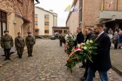 Uroczystości patriotyczne na Rybakach w Toruniu