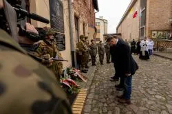 Uroczystości patriotyczne na Rybakach w Toruniu