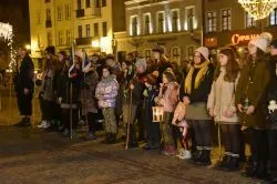 Betlejemskie Światło Pokoju dotarło do Torunia