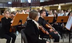 Rekolekcje wielkopostne uczniów Zespołu Szkół Muzycznych im. Karola Szymanowskiego w Toruniu