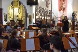 Rekolekcje wielkopostne uczniów Zespołu Szkół Muzycznych im. Karola Szymanowskiego w Toruniu