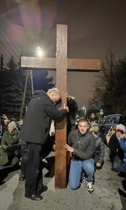 Droga Krzyżowa ulicami Wrzosów