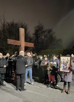 Droga Krzyżowa ulicami Wrzosów
