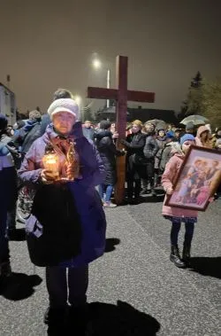 Droga Krzyżowa ulicami Wrzosów