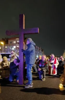 Droga Krzyżowa ulicami Wrzosów
