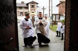 Poświęcenie kościoła filialnego w Dąbrowie Chełmińskiej