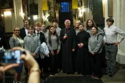 Czuwanie z bp. Arkadiuszem Okrojem