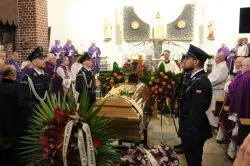 Pogrzeb śp. ks. prał. Stanisława Kadrasza