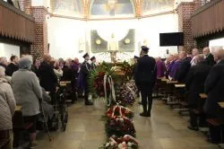 Pogrzeb śp. ks. prał. Stanisława Kadrasza