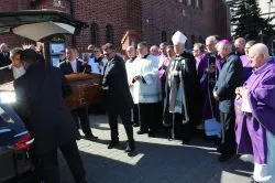 Pogrzeb śp. ks. prał. Stanisława Kadrasza