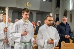 Spotkania dekanalne z biskupem Arkadiuszem Okrojem (27.10-31.10)