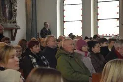 Poświęcenie ołtarza i ambony w Papowie Toruńskim