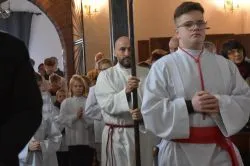 Poświęcenie ołtarza i ambony w Papowie Toruńskim