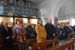 Poświęcenie ołtarza i ambony w Papowie Toruńskim