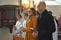 Poświęcenie ołtarza i ambony w Papowie Toruńskim