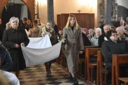 Poświęcenie ołtarza i ambony w Papowie Toruńskim