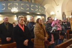 Poświęcenie ołtarza i ambony w Papowie Toruńskim