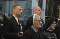 Modlitwa o powołania w katedrze toruńskiej